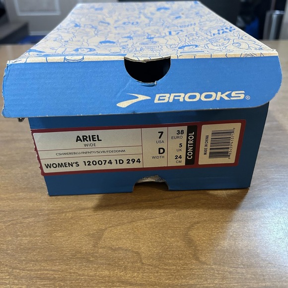 Brooks Ariel 20 Running Shoes Womens Size 7 Wide D Silver Control Support 120074